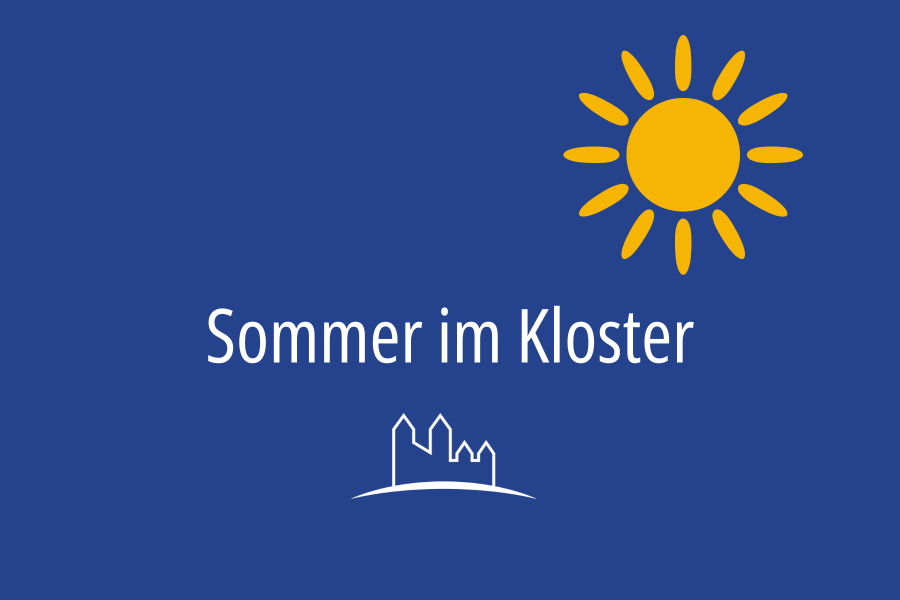 Schriftzug "Sommer im Kloster" auf blauem Hintergrund